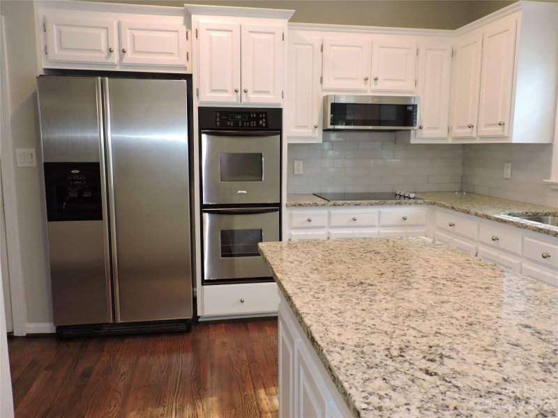 Property image 5 at 7021 Royce Court, Charlotte, NC 28277