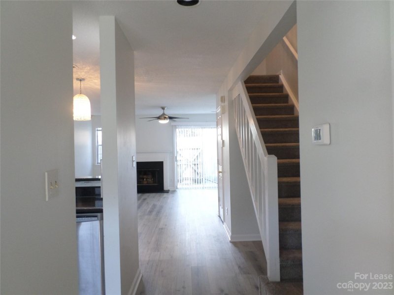 Property image 3 at 3847 Mosscroft Lane, Charlotte, NC 28215