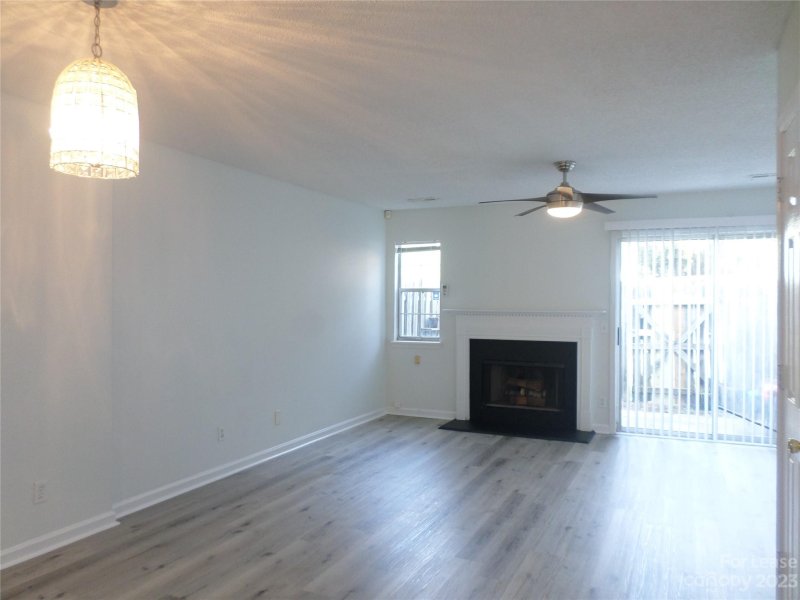 Property image 5 at 3847 Mosscroft Lane, Charlotte, NC 28215