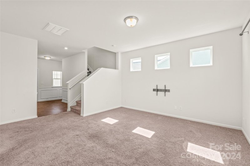 Property image 4 at 329 Ox Bow Circle, Mount Holly, NC 28120