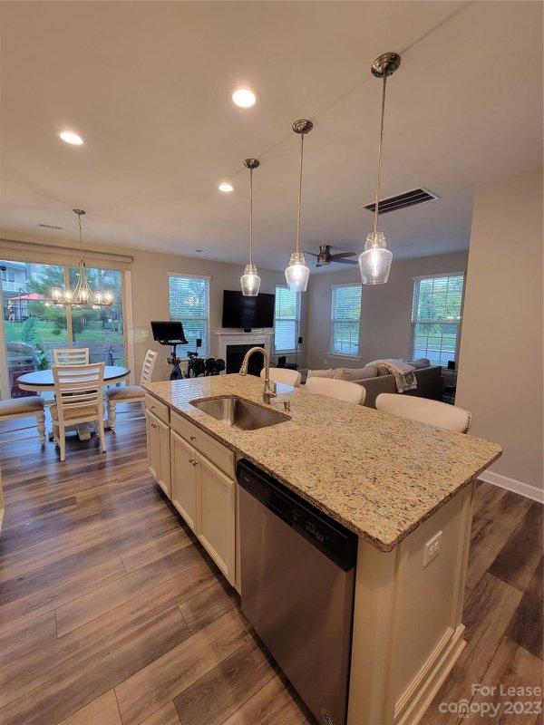 Property image 4 at 5806 Clan Maclaine Drive, Charlotte, NC 28278