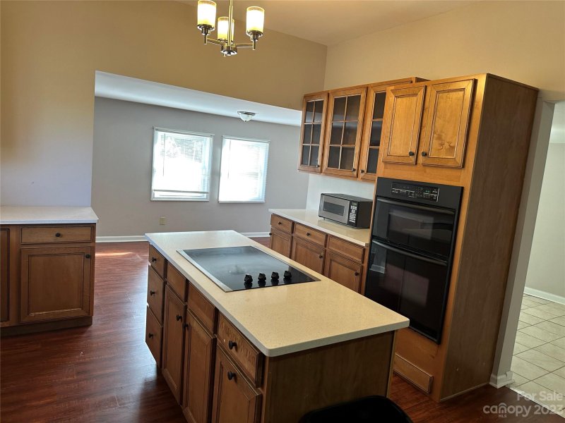 Property image 3 at 301 N Yadkin Avenue, Spencer, NC 28159