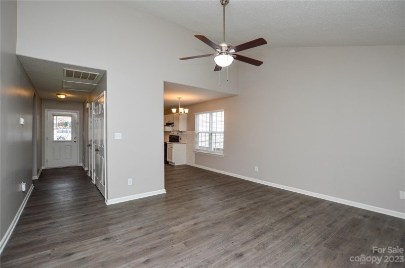 Property image 5 at 7827 Bronze Pike Drive, Charlotte, NC 28273