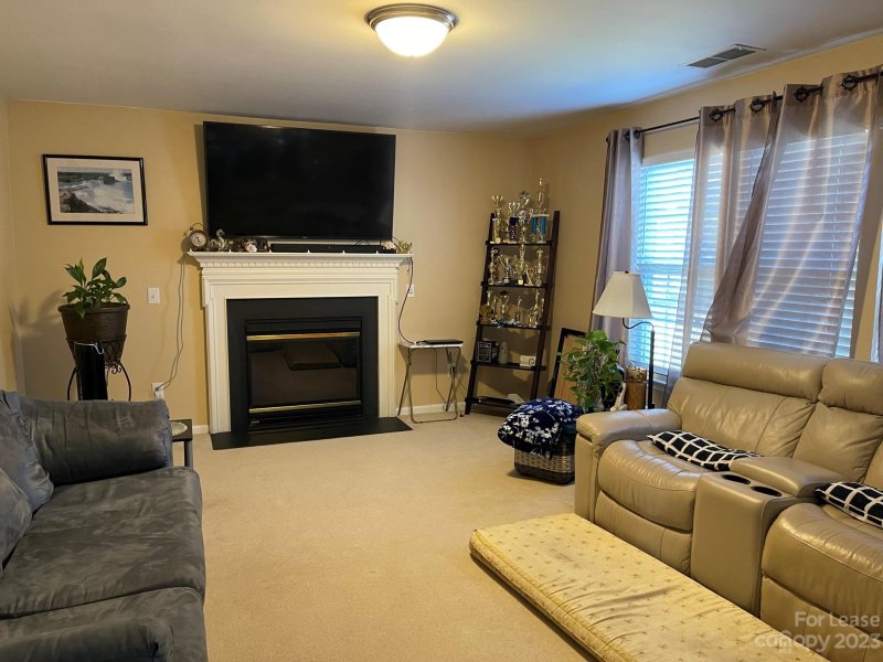 Property image 2 at 130 Nahcotta Drive, Mooresville, NC 28115