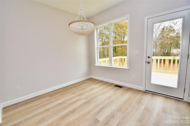 Property image 5 at 996 N Oakwood Street, Gastonia, NC 28052