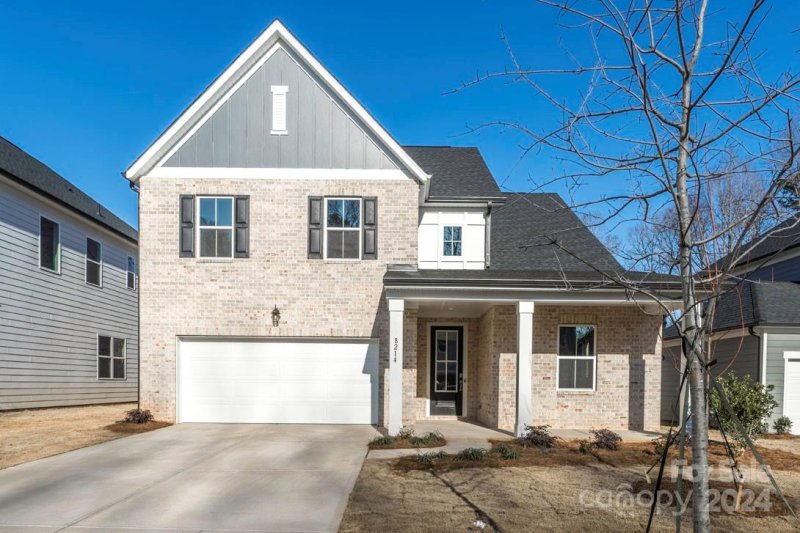 Property image 4 at 8214 Franklin Trail Street, Mint Hill, NC 28227