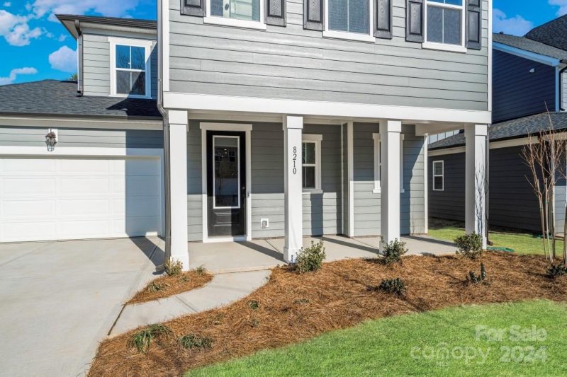 Property image 3 at 8210 Franklin Trail Street, Mint Hill, NC 28227