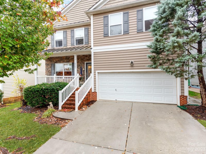 Property image 2 at 6908 Centerline Drive, Charlotte, NC 28278