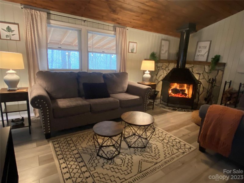 Property image 3 at 50 Jack Pine Loop, Newland, NC 28657