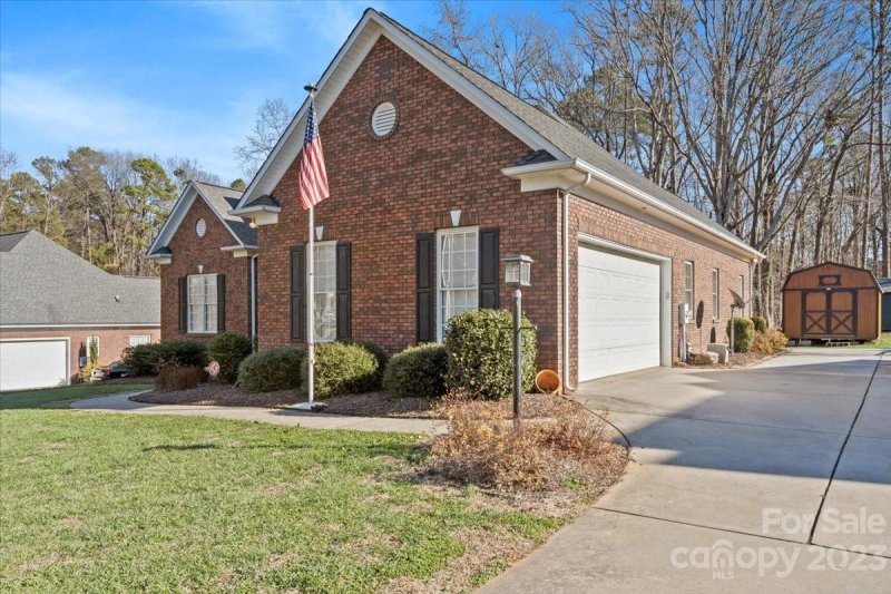 Property image 2 at 3031 Fairmead Drive, Concord, NC 28025