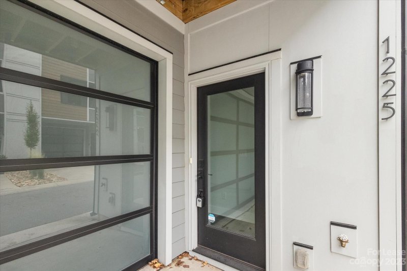 Property image 4 at 1225 Minter Place, Charlotte, NC 28203