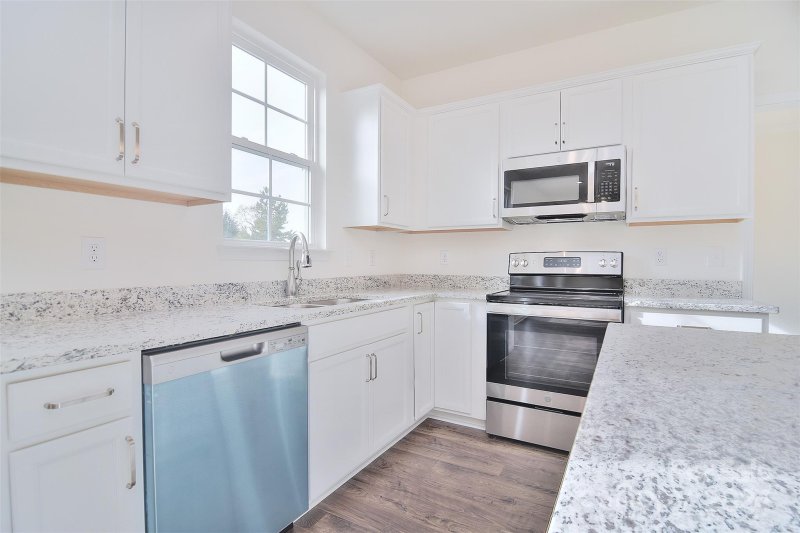 Property image 3 at 105 Megby Trail, Statesville, NC 28677