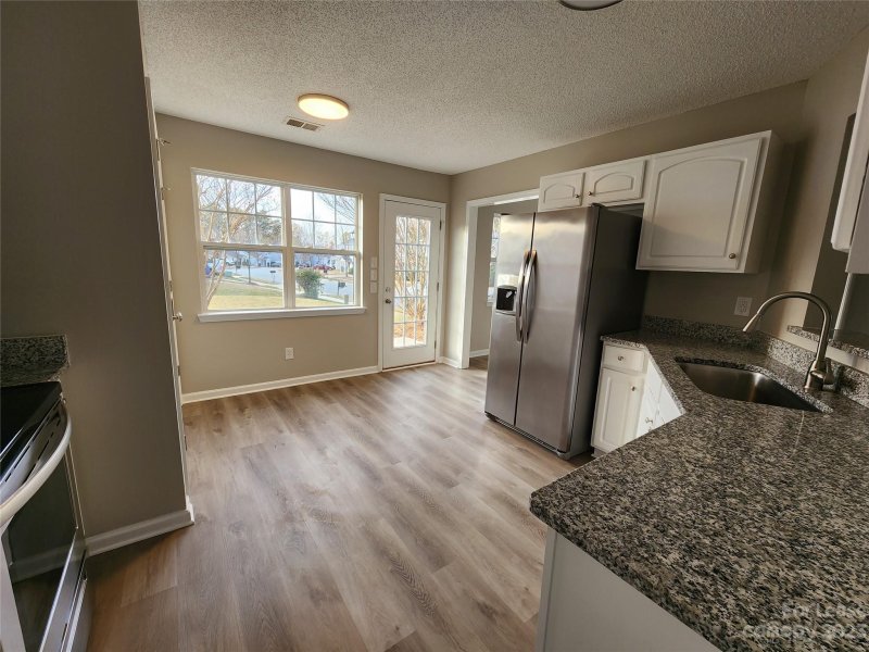 Property image 4 at 929 Corvus Court, Charlotte, NC 28216