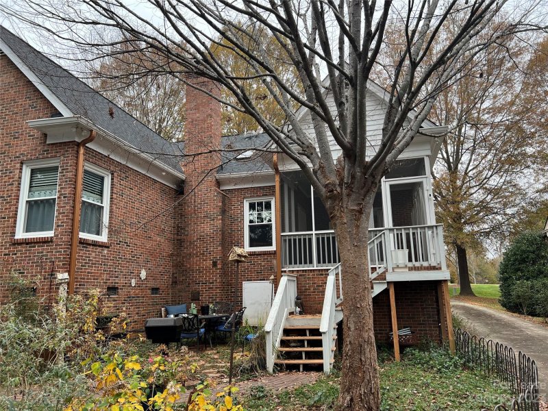 Property image 4 at 106 Mcconnell Drive, Davidson, NC 28036