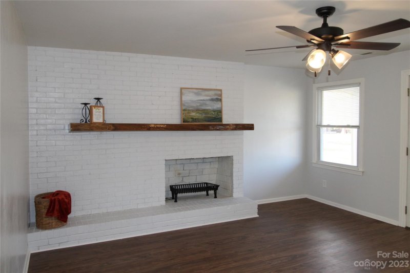 Property image 5 at 2710 25th Avenue, Hickory, NC 28601