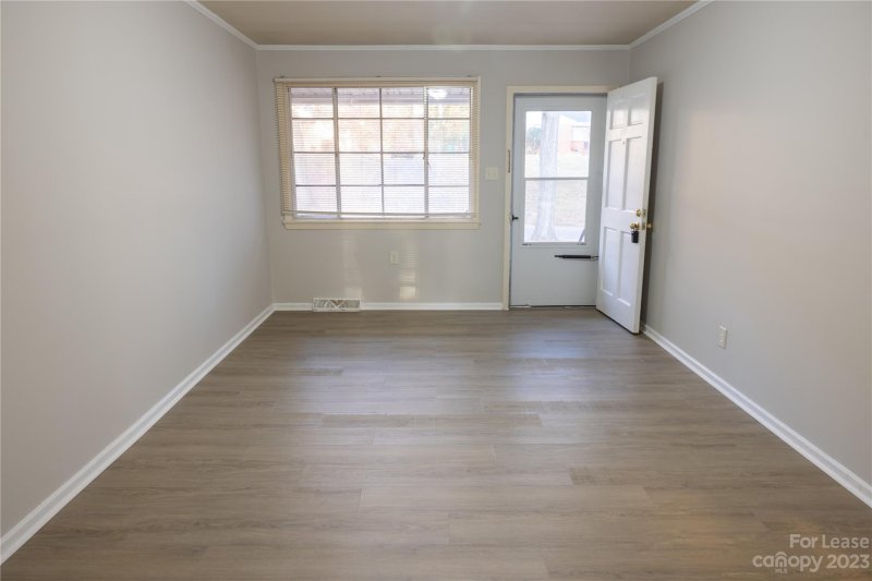 Property image 2 at 1911 Manteo Court, Charlotte, NC 28208