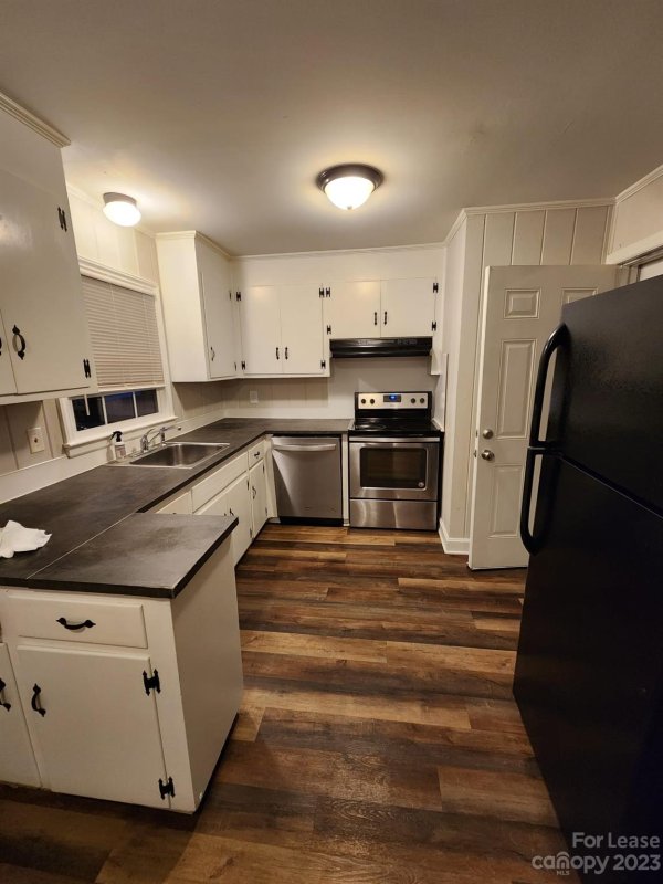 Property image 2 at 7620 Briardale Drive, Charlotte, NC 28212