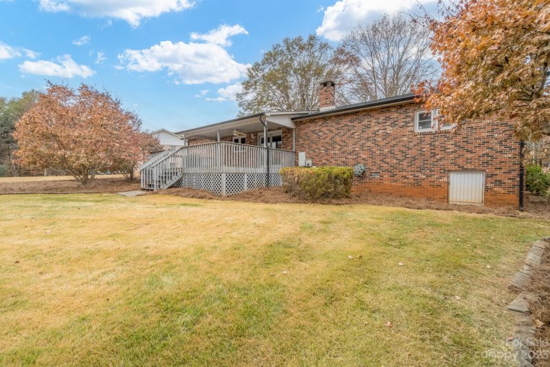 Property image 5 at 109 Maplewood Drive, Morganton, NC 28655