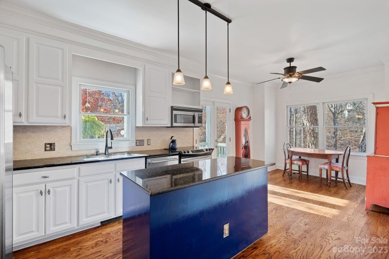 Property image 2 at 8240 County Downs Lane, Charlotte, NC 28270