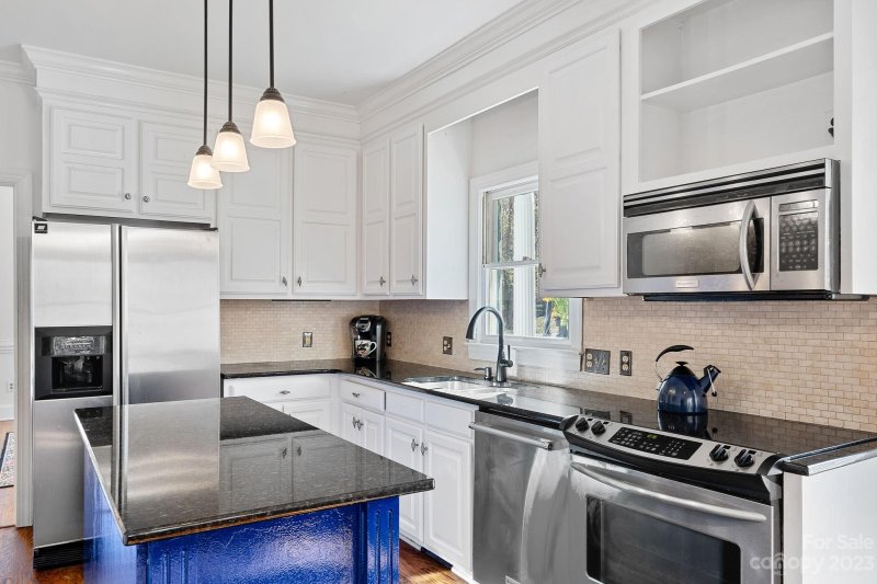 Property image 3 at 8240 County Downs Lane, Charlotte, NC 28270