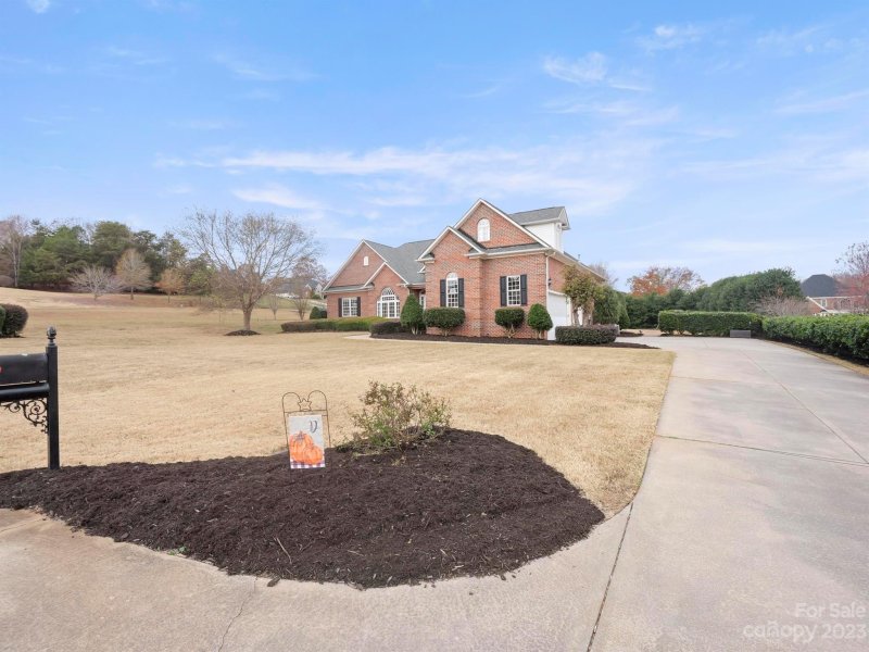 Property image 3 at 103 Lakefield Court, Cherryville, NC 28021