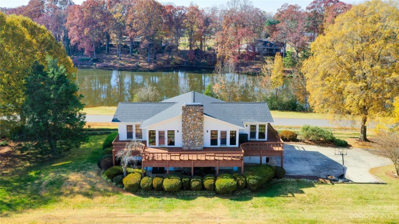 443 W Gleneagles Road