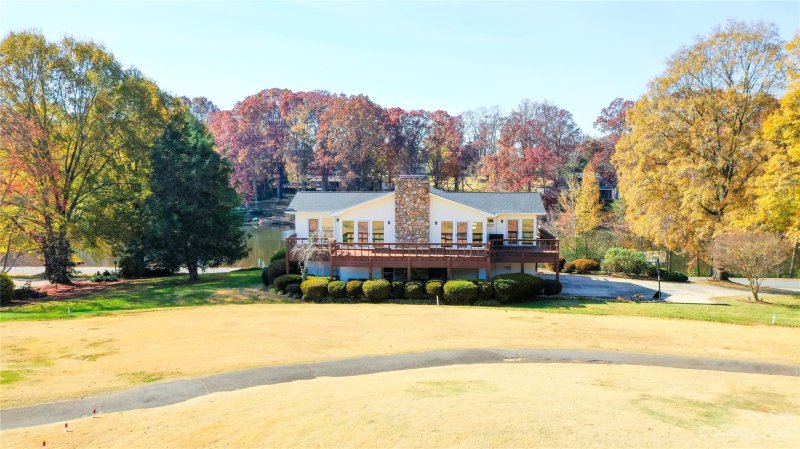 Property image 3 at 443 W Gleneagles Road, Statesville, NC 28625