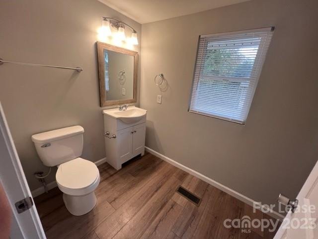 Property image 3 at 113 E Gray Avenue, Mooresville, NC 28115