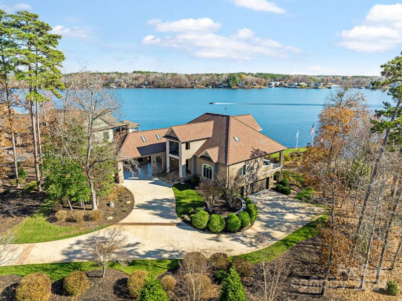 Property image 2 at 152 Forest Lake Court, Norwood, NC 28128