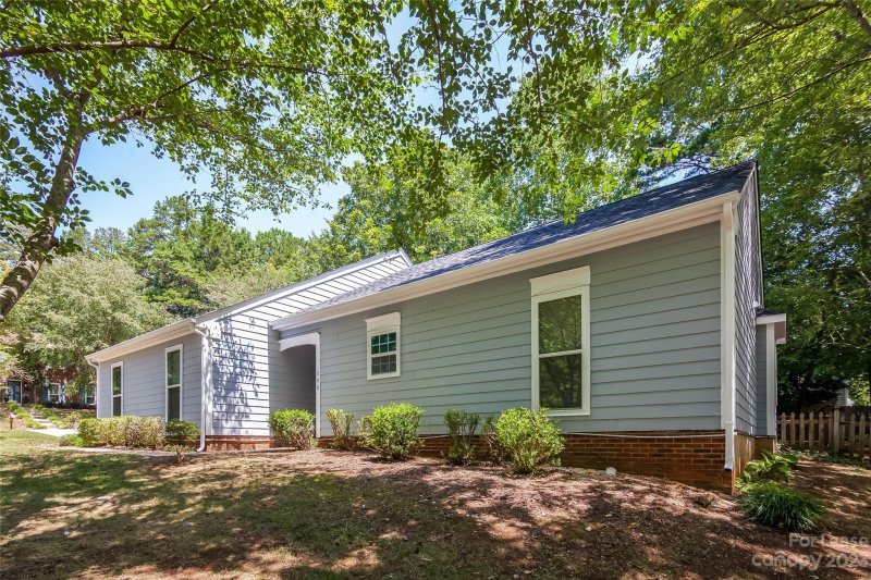 Property image 3 at 200 Remally Lane, Huntersville, NC 28078