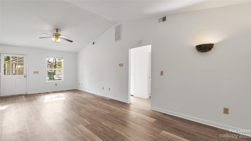 Property image 3 at 3733 Oakwood Road, Charlotte, NC 28269