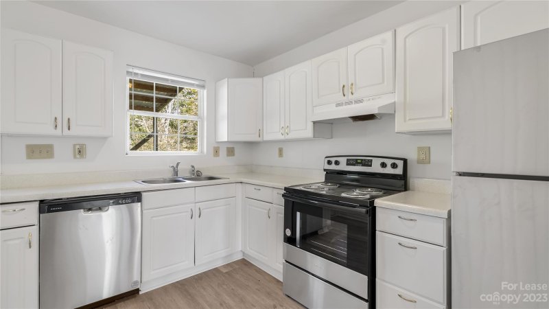 Property image 4 at 3733 Oakwood Road, Charlotte, NC 28269