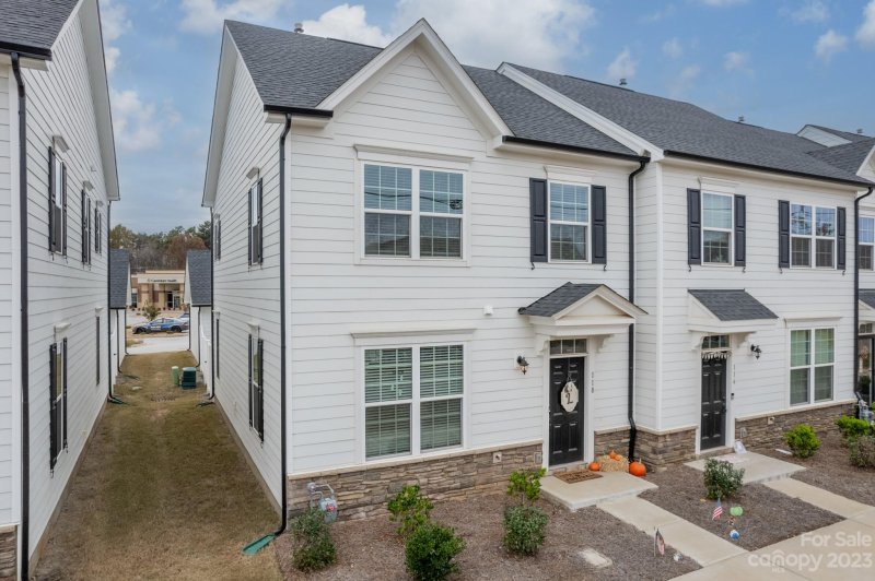 Property image 3 at 118 Hamrick Road, Gastonia, NC 28056