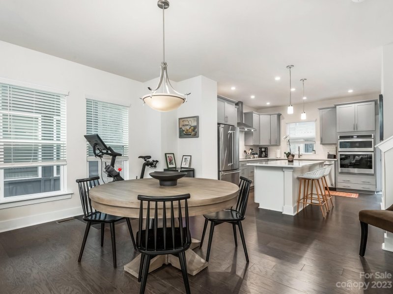 Property image 2 at 3814 Sky Haven Drive, Charlotte, NC 28209