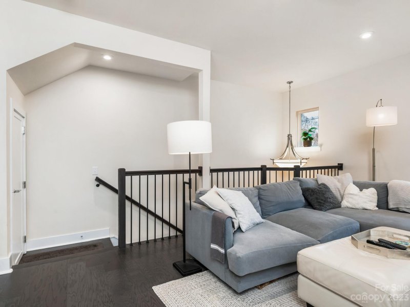 Property image 3 at 3814 Sky Haven Drive, Charlotte, NC 28209