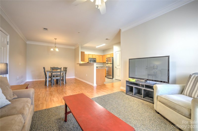 Property image 5 at 524 Appeldoorn Circle, Asheville, NC 28803