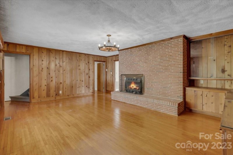 Property image 4 at 219 Walnut Avenue, Mount Holly, NC 28120