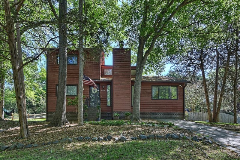 12029 Five Cedars Road