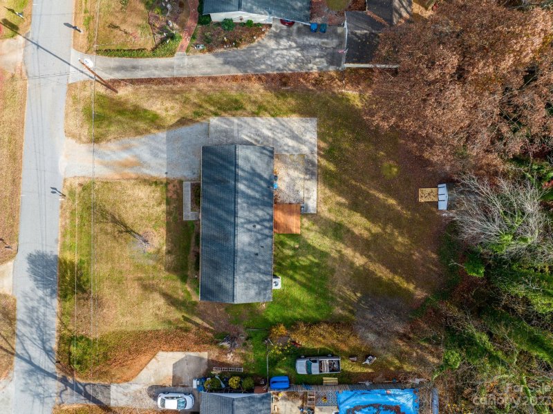 Property image 5 at 2548 32nd Avenue, Hickory, NC 28601