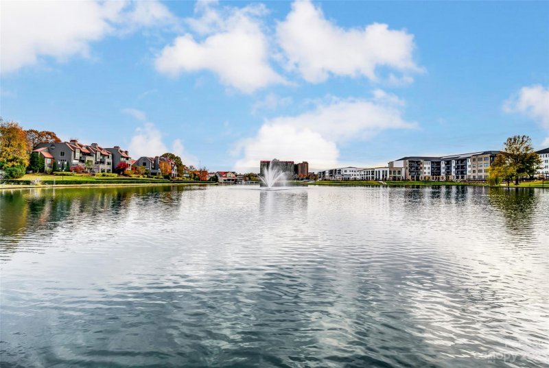 9041 J M Keynes Drive