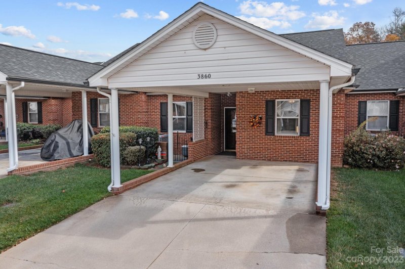 Property image 3 at 3860 Azalea Trail, Denver, NC 28037