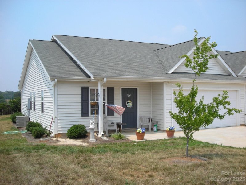 Property image 3 at 164 Springwood Lane, Mooresville, NC 28117