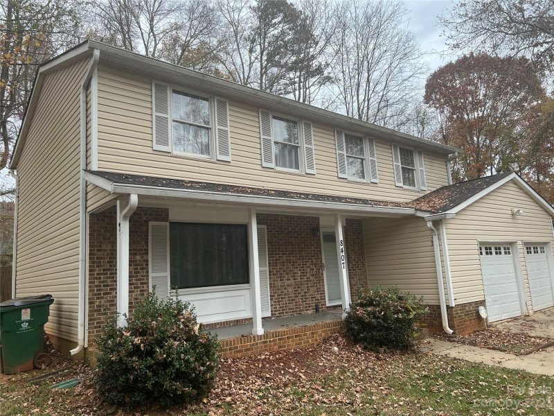 Property image 4 at 8407 Strider Drive, Charlotte, NC 28212
