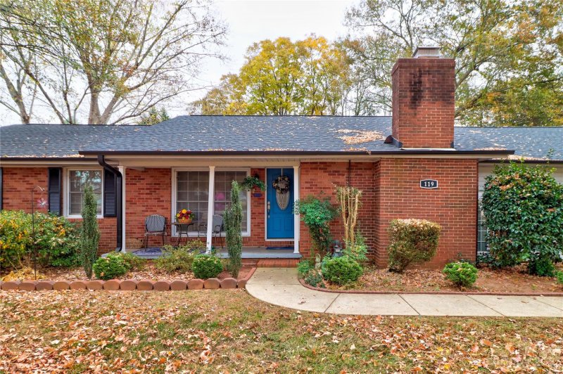 Property image 2 at 119 Safriet Loop, Statesville, NC 28625