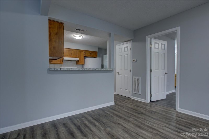 Property image 4 at 7106 Winery Lane, Charlotte, NC 28227