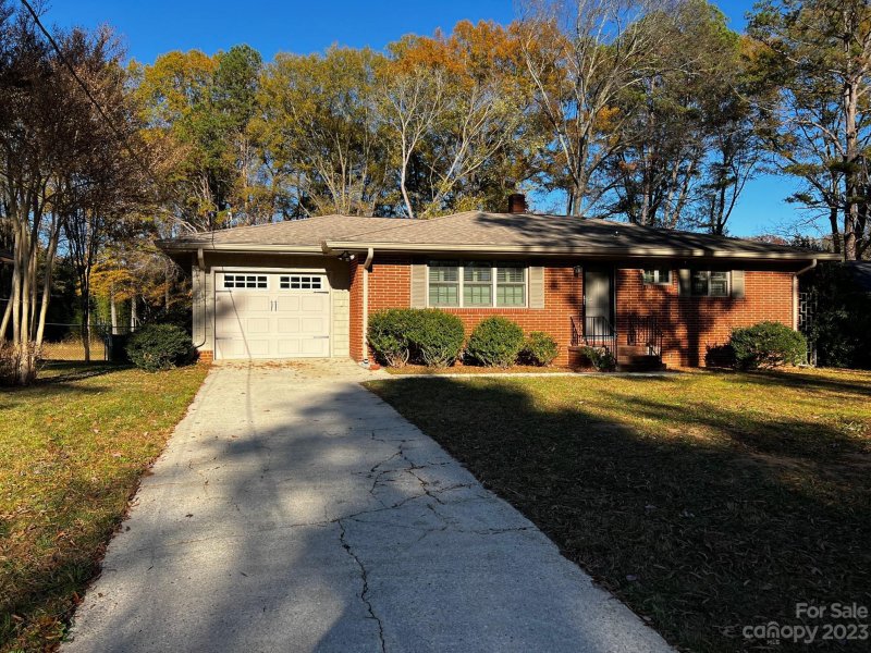 Property image 4 at 1623 W Colonial Drive, Salisbury, NC 28144