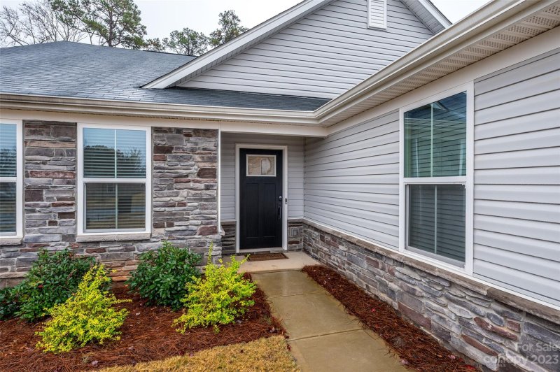 Property image 2 at 9630 Wardley Drive, Charlotte, NC 28215