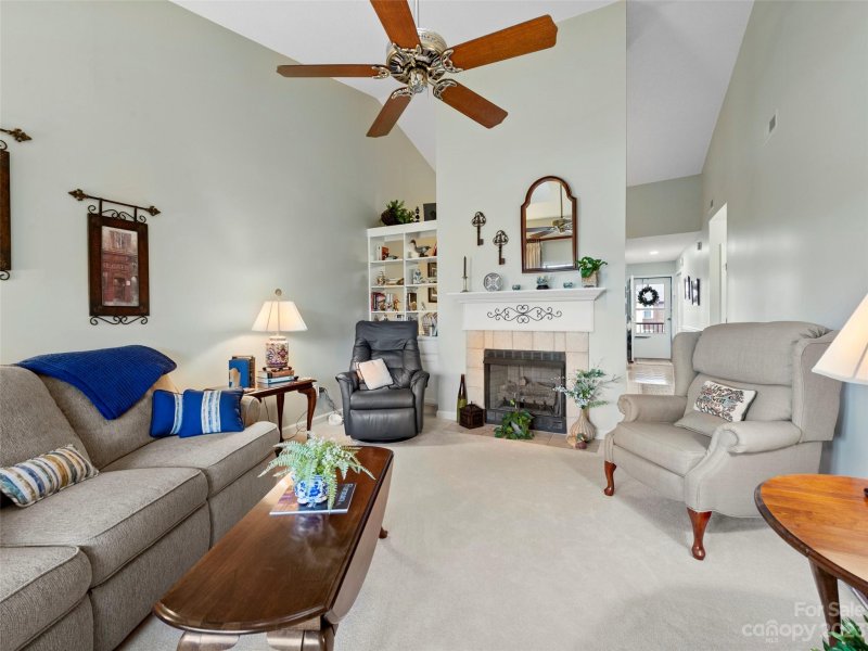 Property image 5 at 2604 Deermouse Way, Hendersonville, NC 28792