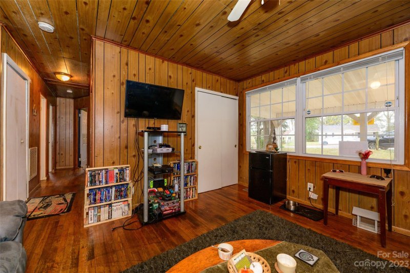 Property image 5 at 817 Circle View Drive, Gastonia, NC 28054