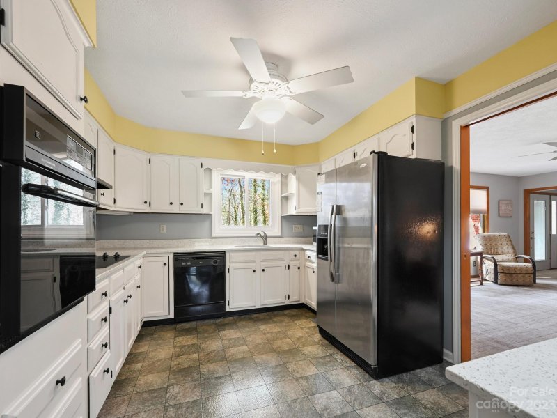 Property image 5 at 206 Childs Drive, Hendersonville, NC 28791